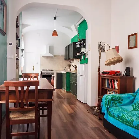 Little Paris In Appartamento